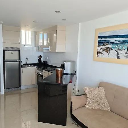 In - 1st Line Floor Apartment Carrer del Mar